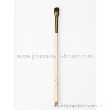 Chiseled Smudge Eye Brush 